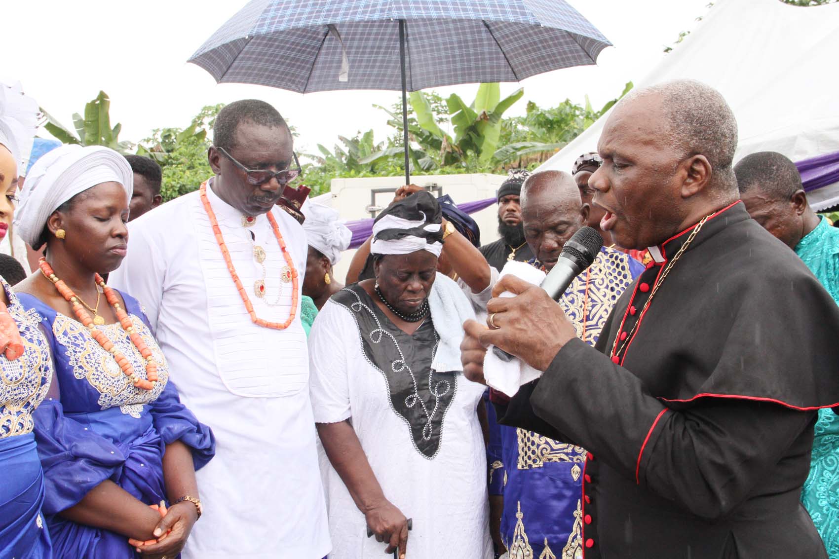  L-R,  Daughter of Late Bishop Diamond Emuobor Mrs Efe Ebelo, Her Husband Mr Goodluck  Ebelo, Wife Mrs Elizabeth Emuobor and Former, Executive Secretary, Delta State Pilgrims Welfare Board Bishop Orho Iteheri during the Final Burial of the Late Bishop Diamond Emuobor in Ugborhen, Sapele Delta State at the weekend