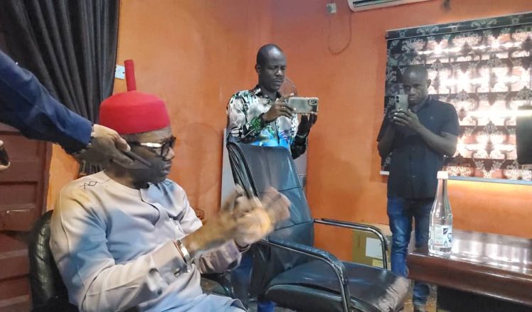 Anambra Govt Tours Ọgbọ-Ọgwụ Market 