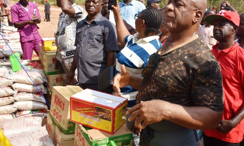 A lagacy of Kindness: late Lady Ezinne Eunice Nwabugwu Ibe’s Family Feeds 1,050  Awgu Families. 